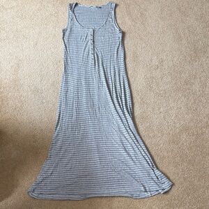 Athleta Gray Striped Maxi Dress medium tank sleeveless summer dress stretchy